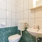 Apartment 1 Bedroom Stunning In