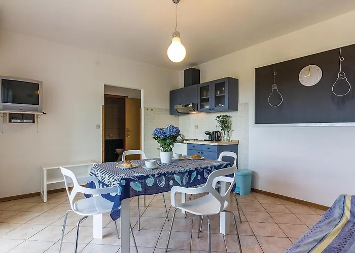 1 Bedroom Stunning In